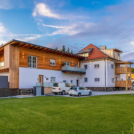 Апартаменты Ferienbahnhof Fichtental Bahnhofs-lodge